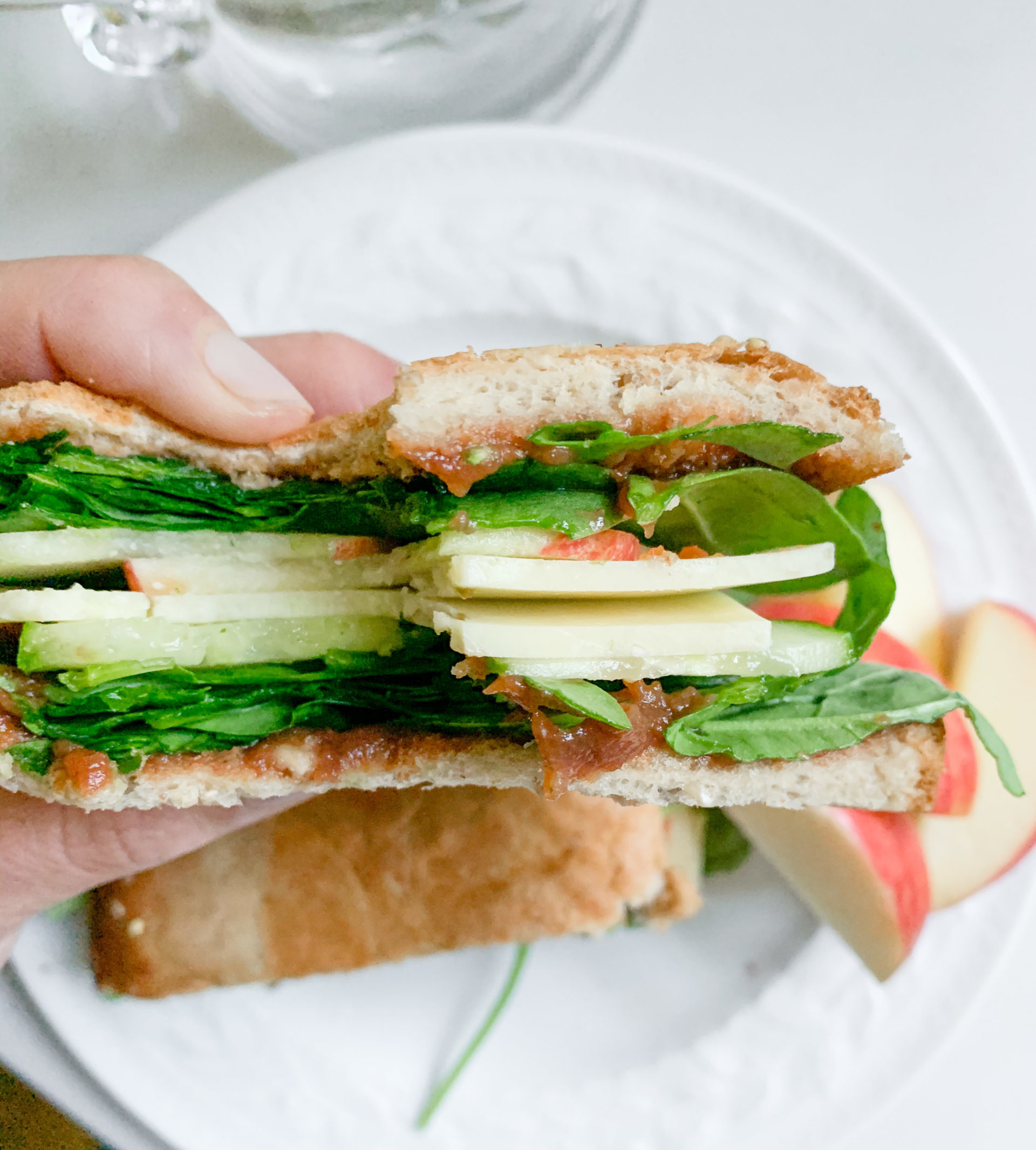 Apple, Cheddar & Veggie Sandwich - Photo