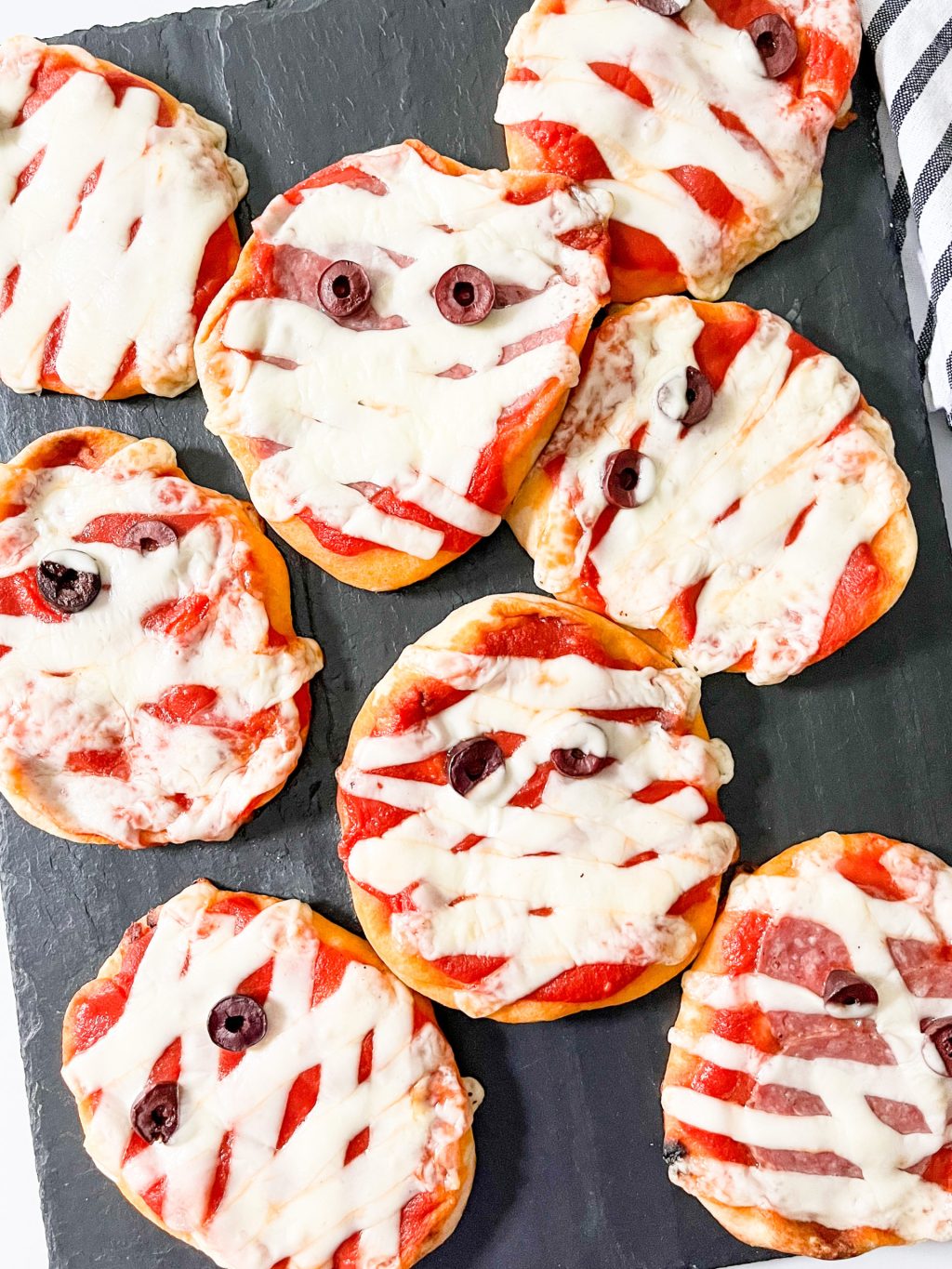 Mummy Naan Pizzas - Photo