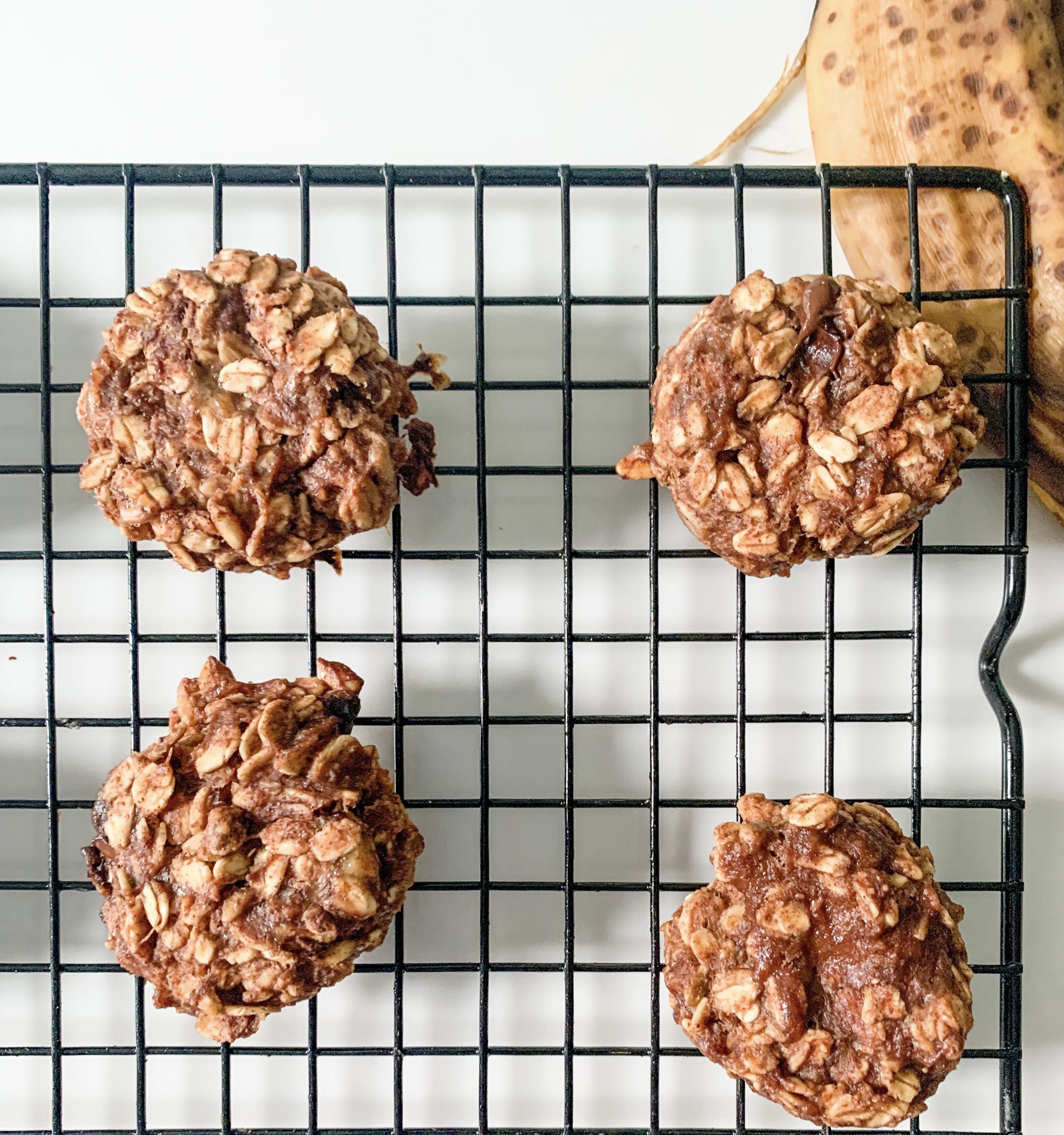 5 Ingredient Banana Oat Cookies - Photo
