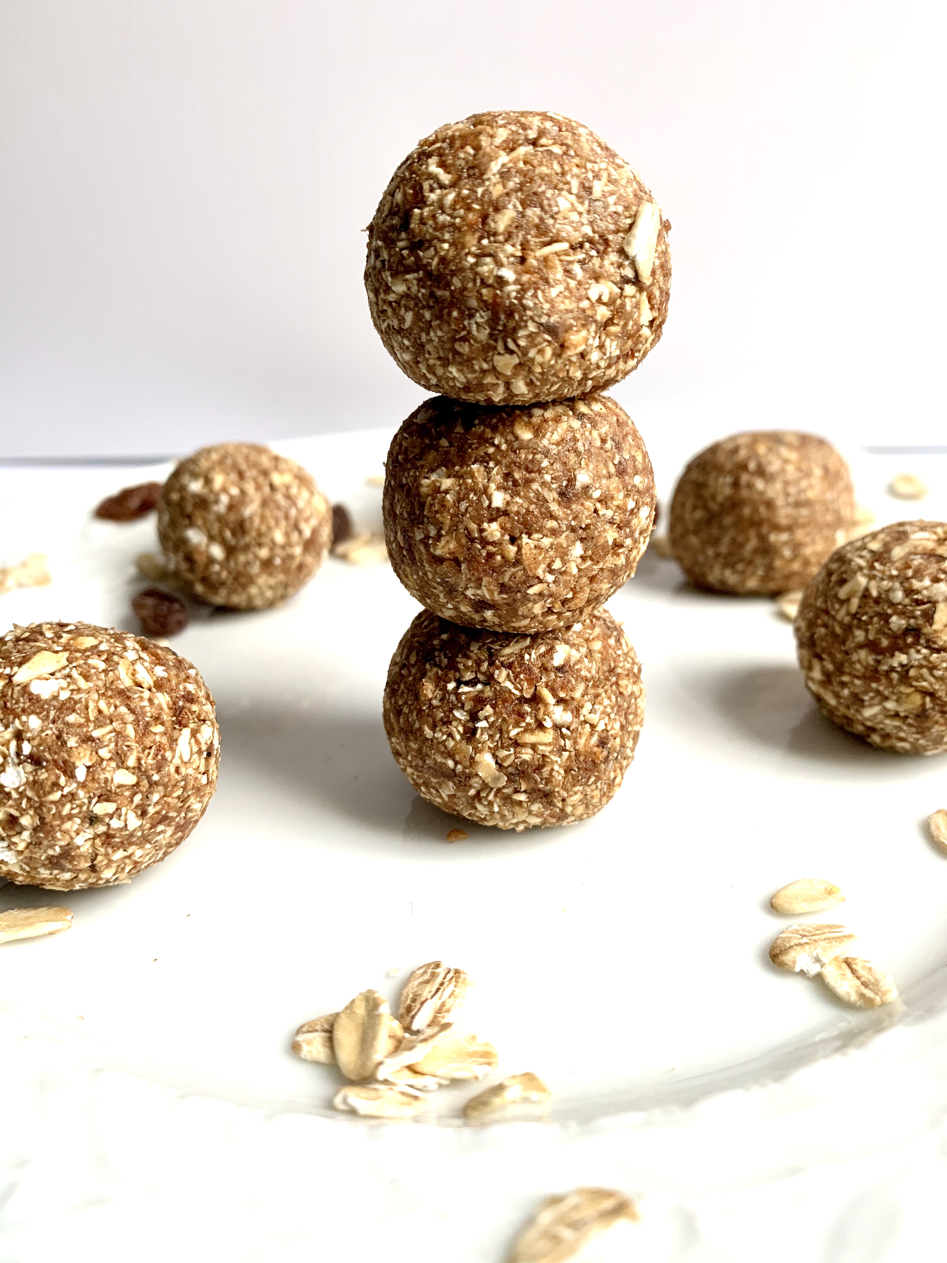 Nut Free Cinnamon Raisin Energy Bites - Photo