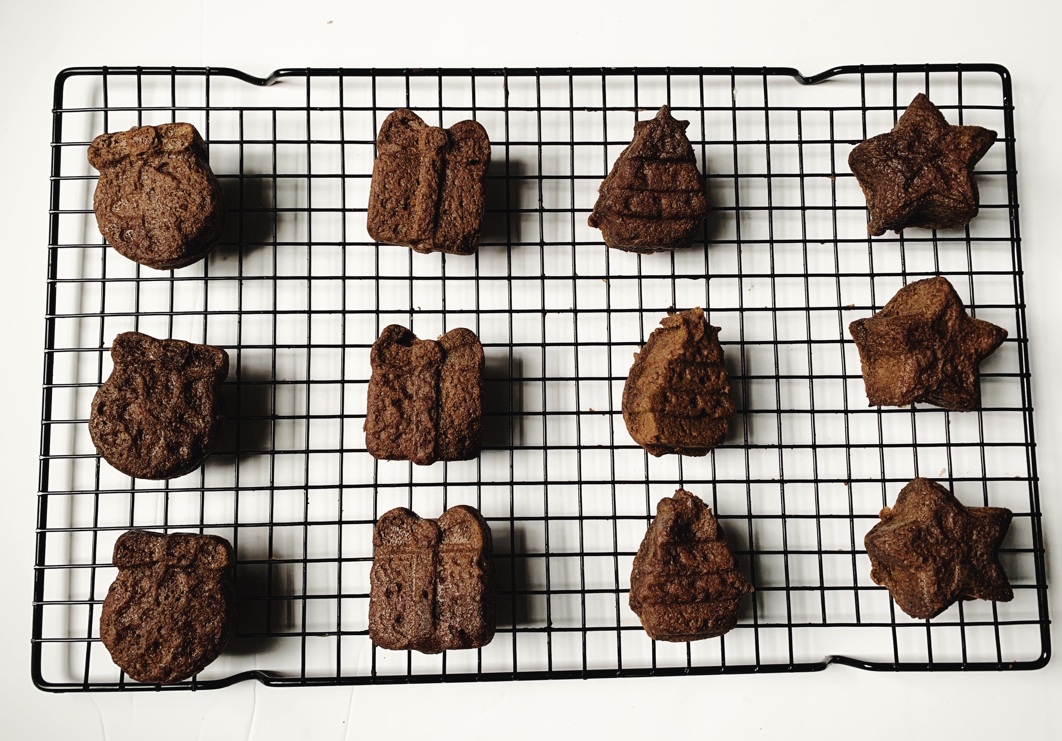 Healthy Sweet Potato Gingerbread Muffins - Photo