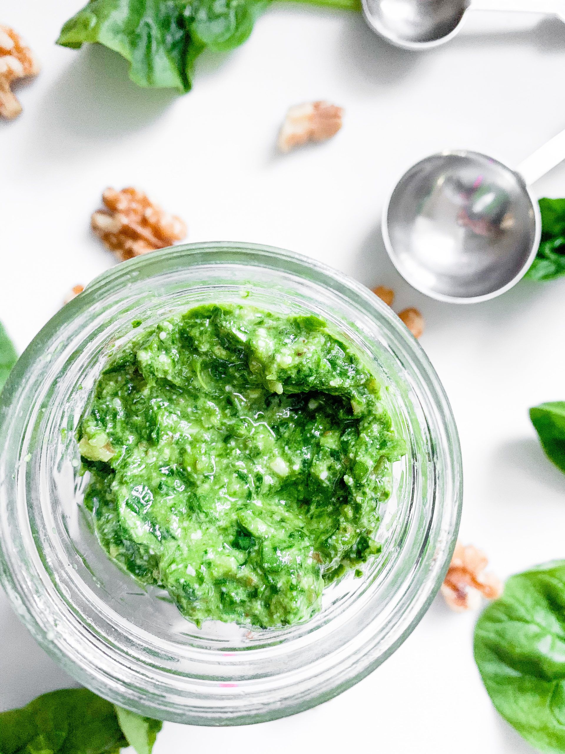 Spinach Walnut Pesto - photo