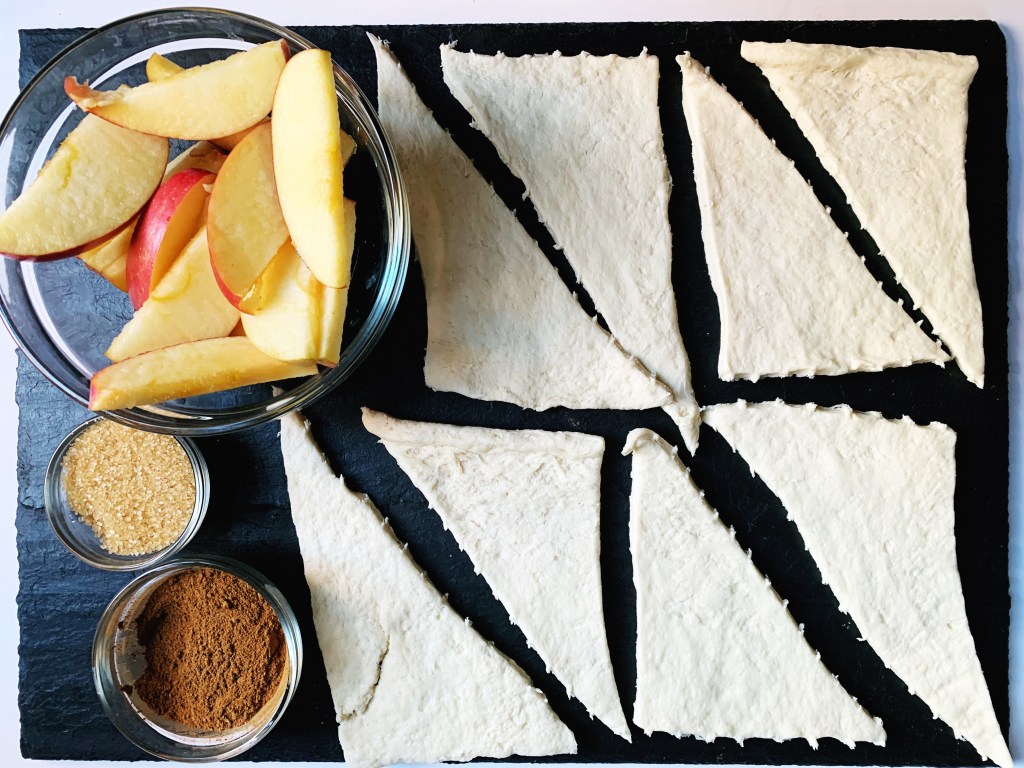 Easy Apple Pie Bites - Photo