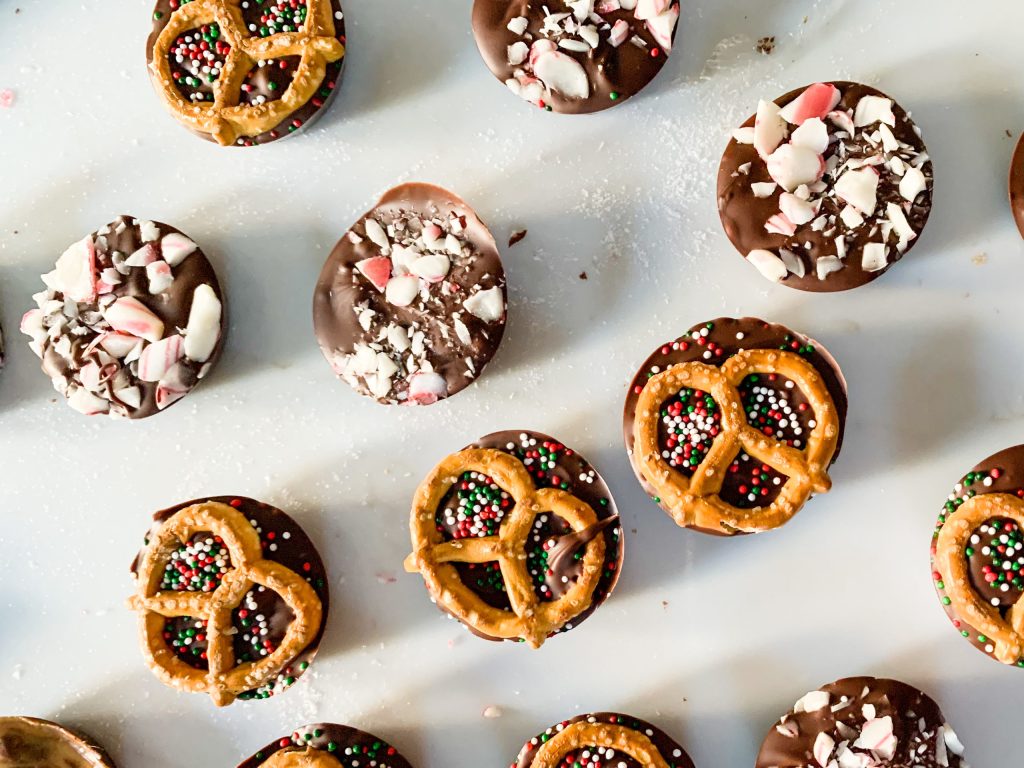 Easy Holiday Chocolate Cups - Photo