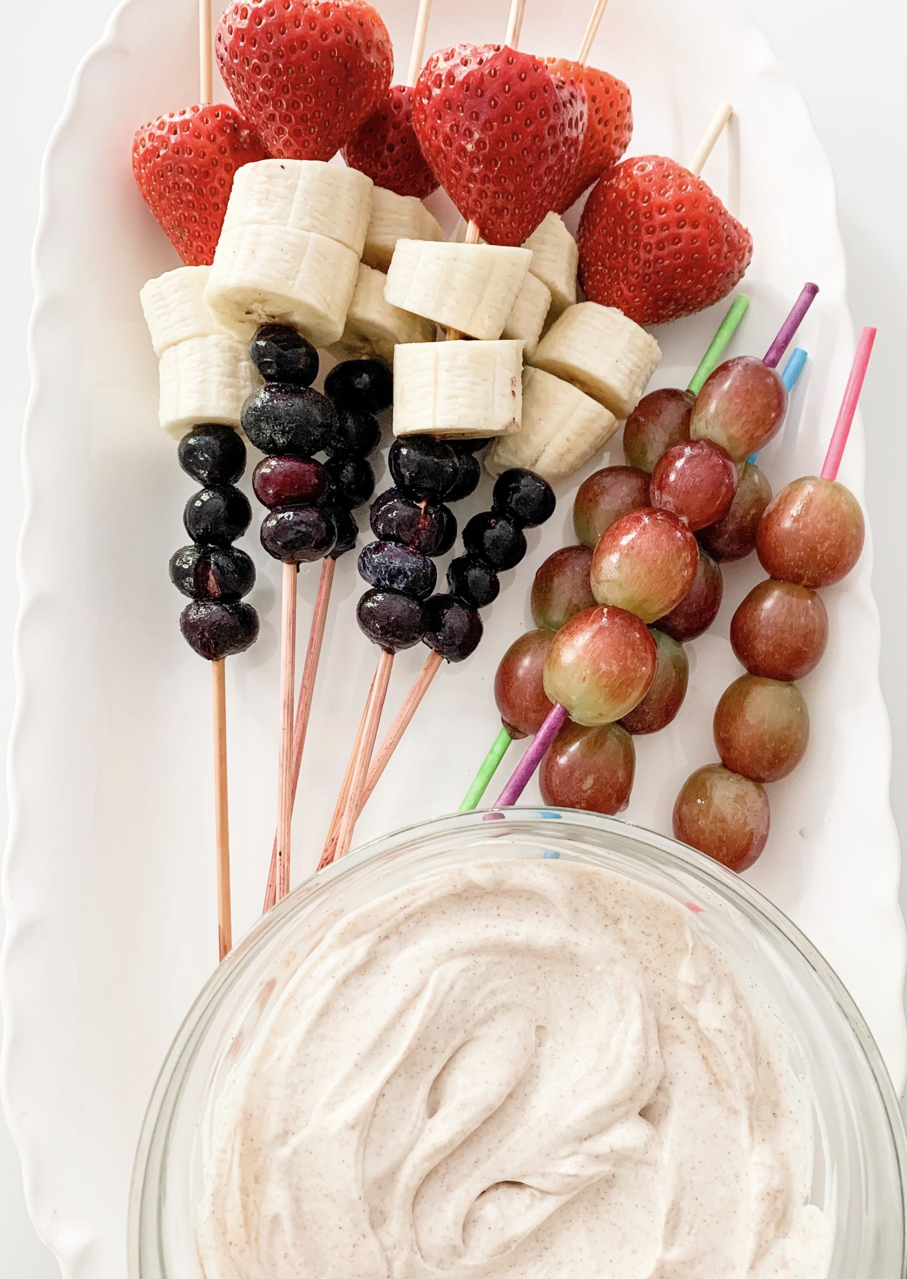 Cinnamon Honey Yogurt Dip - Photo