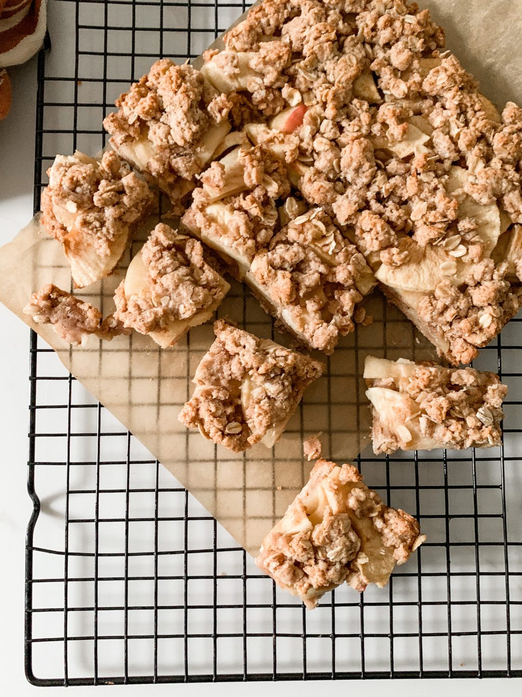 Apple Pie Crumb Bars - Photo