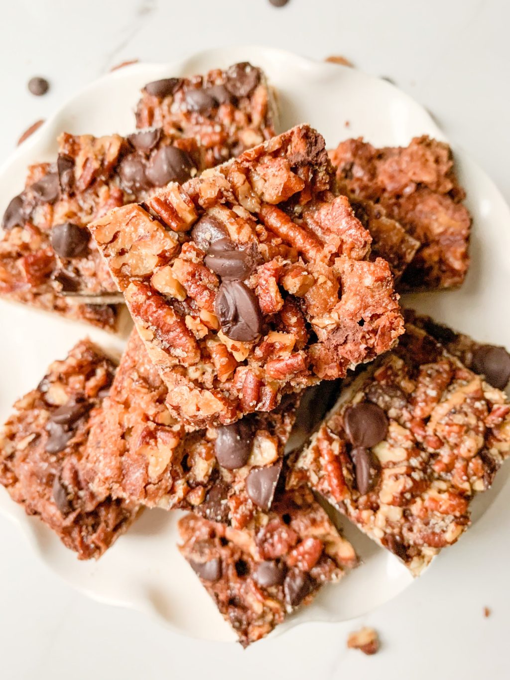 Healthy Pecan Pie Bars {with a Chocolate Option!}