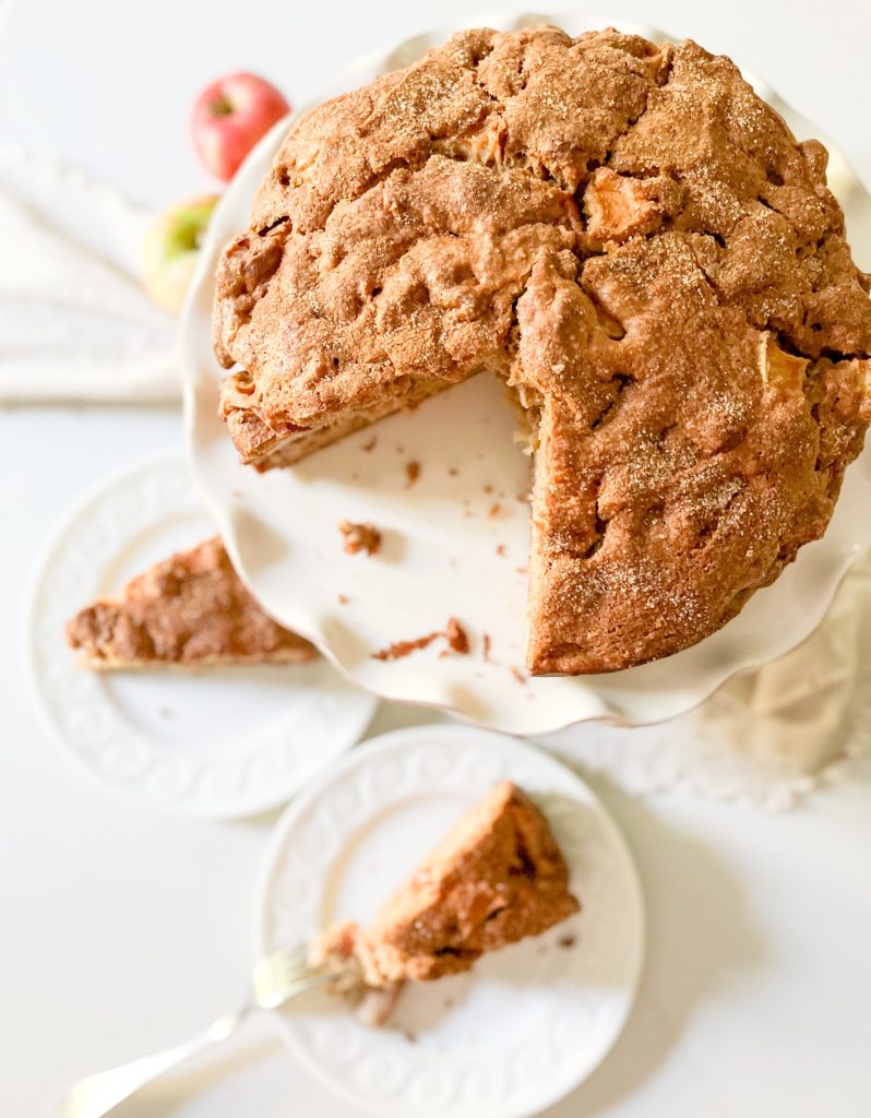 Easy & Healthy Apple Cake - Photo