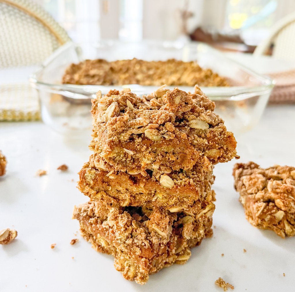 Healthy Pumpkin Pie Crumble Bars