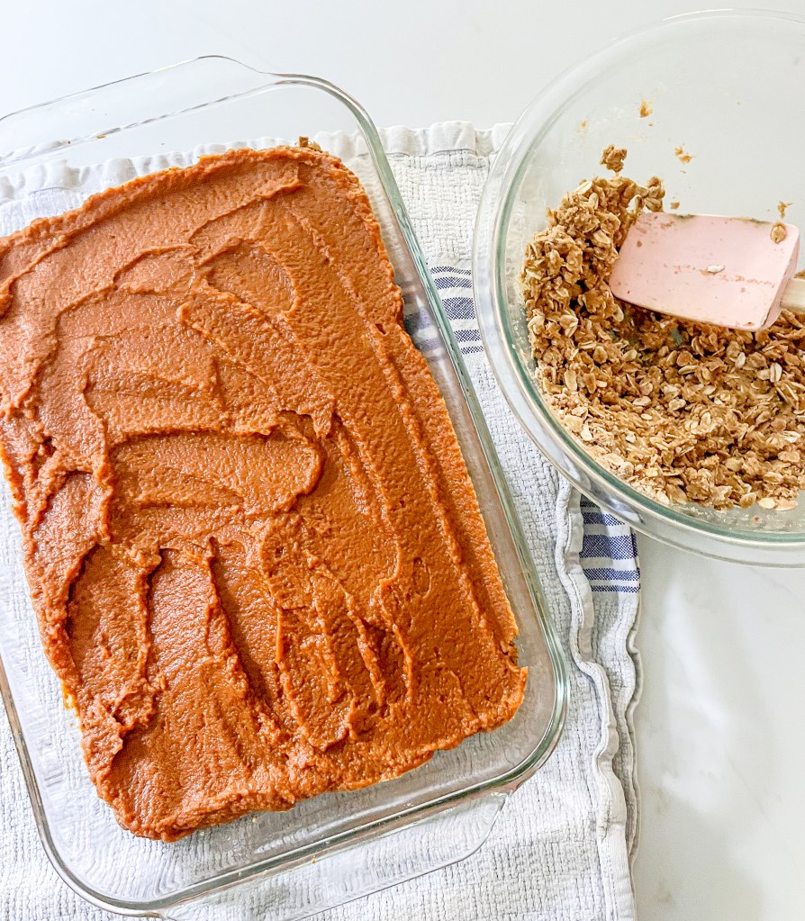 Pumpkin Pie Oat Crumble Bars - photo