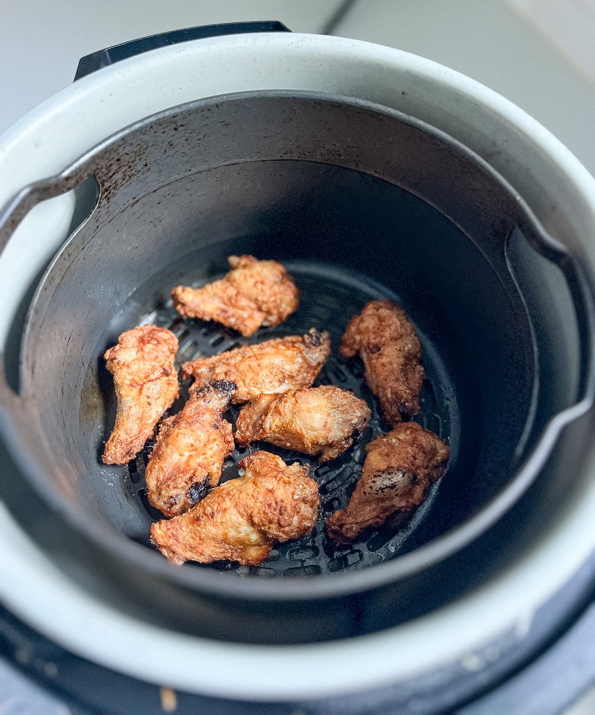 Easy Air Fryer Chicken Wings - Photo
